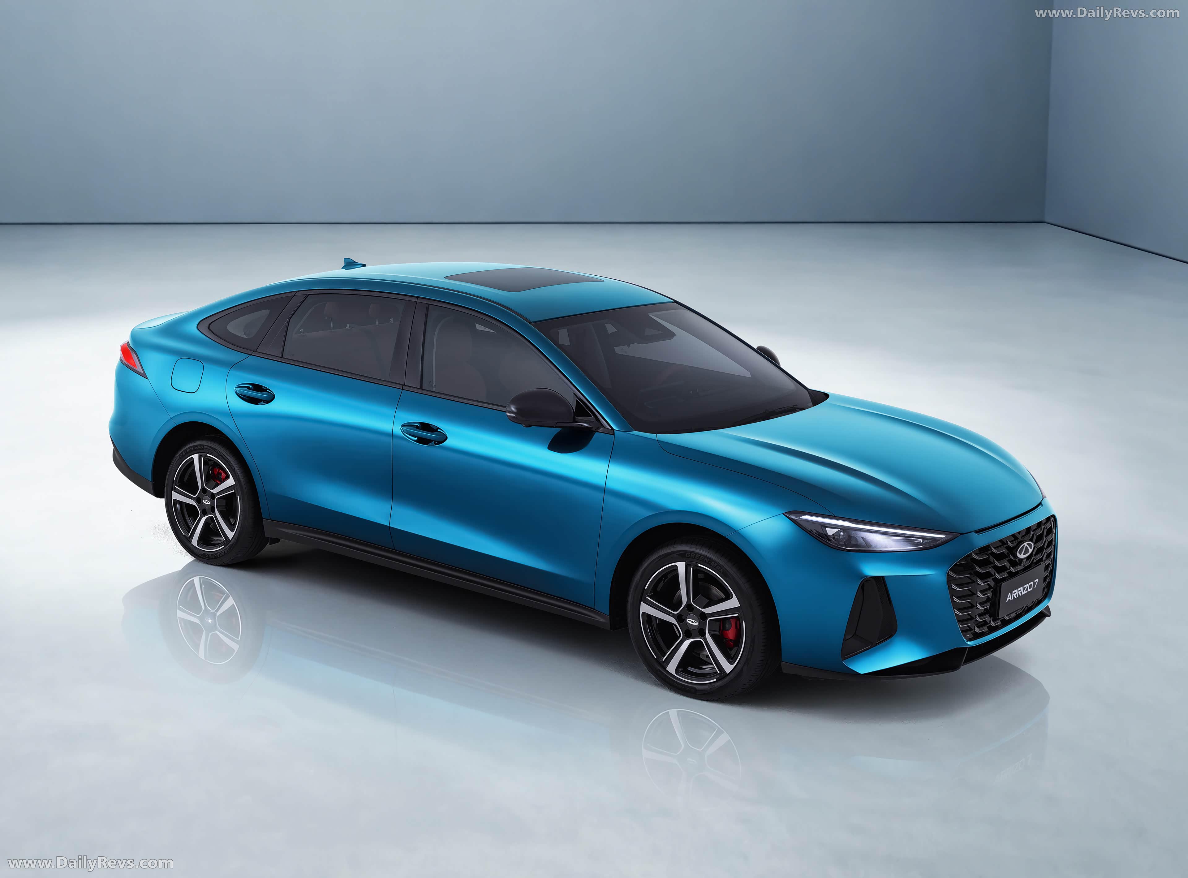 2027 Chery Automobiles Arrizo 7 Side View